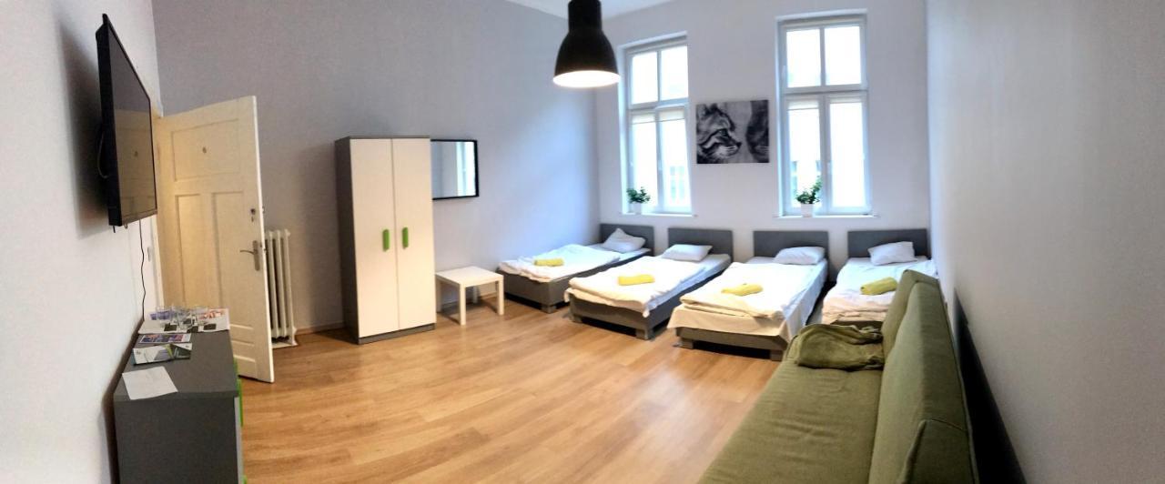 Green Hostel Poznań Buitenkant foto